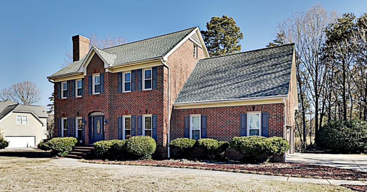 6200 Windcrest Dr Summerfield, North Carolina 27358 Home for Sale Offerpad